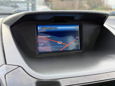 Ford EcoSport Titanium 140 PS