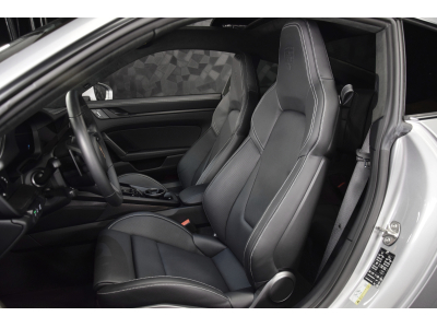 Porsche 992 .2 Carrera GTS Coupé PDK - GT SILVER