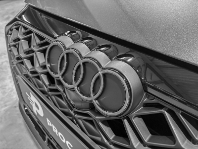 Audi RS3 Sportback 2.5 TFSI quattro/Pano/SCHALE//360°/SONO/MATRIX