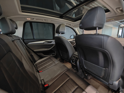 BMW X3 SDRIVE18D TOIT OUV PANO GPS BLUETOOTH CUIR