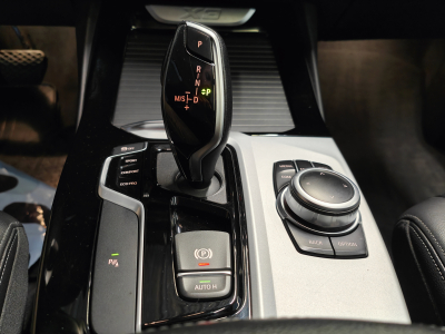 BMW X3 SDRIVE18D TOIT OUV PANO GPS BLUETOOTH CUIR