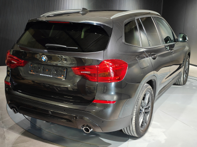 BMW X3 SDRIVE18D TOIT OUV PANO GPS BLUETOOTH CUIR