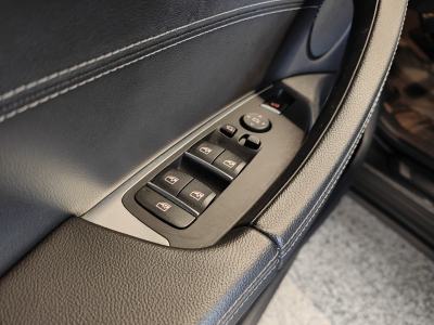 BMW X3 SDRIVE18D TOIT OUV PANO GPS BLUETOOTH CUIR