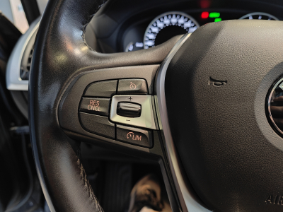 BMW X3 SDRIVE18D TOIT OUV PANO GPS BLUETOOTH CUIR