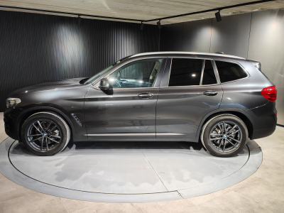 BMW X3 SDRIVE18D TOIT OUV PANO GPS BLUETOOTH CUIR