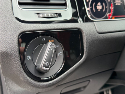 Volkswagen Golf VII Lim. GTI TCR Start-Stopp 350 PS/Pano/