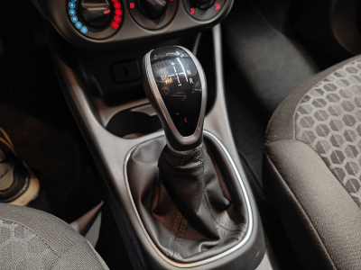 Opel Corsa 1.4 TURBO BOITE AUTO CARPLAY BLUETOOTH