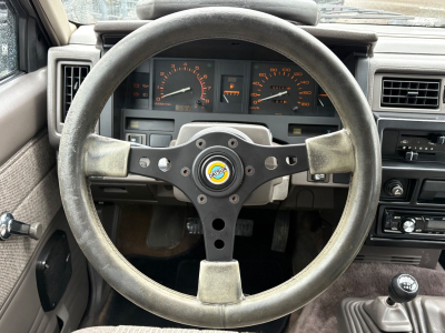 Nissan Terrano 2.4 Prestige/ H KENNZEICHEN /