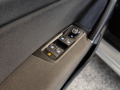 Volkswagen Touran 1.6 TDI 7PLACES GPS BLUETOOTH APS AV/ARR