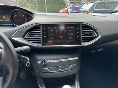 Peugeot 308 1.5 BlueHDI 100 Style