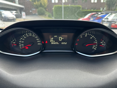 Peugeot 308 1.5 BlueHDI 100 Style