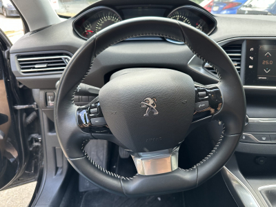 Peugeot 308 1.5 BlueHDI 100 Style