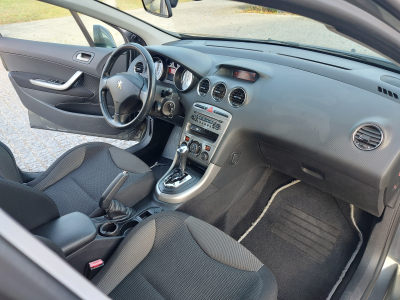 Peugeot 308 1.6 VTi 120 Auto. Premium Pack