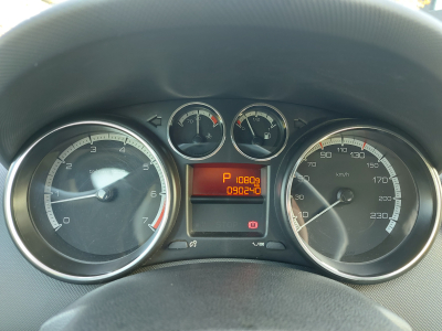 Peugeot 308 1.6 VTi 120 Auto. Premium Pack