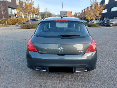 Peugeot 308 1.6 VTi 120 Auto. Premium Pack