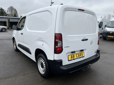 Opel Combo 1.6d 100cv Clim