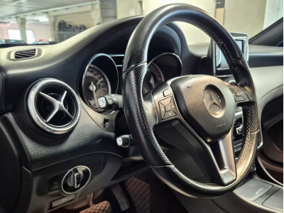 Mercedes-Benz CLA 220 CDI URBAN AUTO LED CUIR NAVI