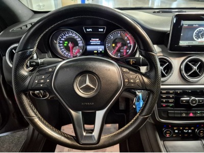 Mercedes-Benz CLA 220 CDI URBAN AUTO LED CUIR NAVI