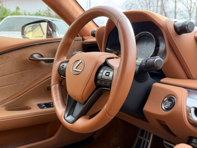 Lexus LC 500 Coupé/CARBON/1.Hand/Unfallfrei/COC/HUD/