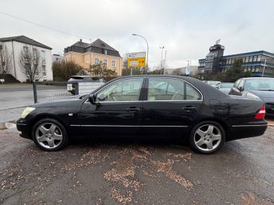 Lexus LS 430 Basis