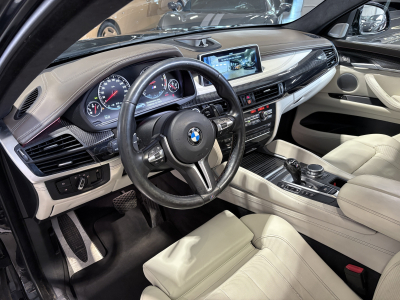 BMW X6 M /Pano/HUD/SoftClose/Keles/360° ACC/ /21/B&O