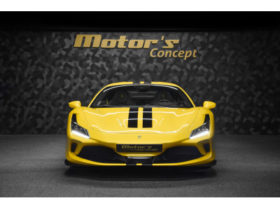 Ferrari F8 Tributo V8 - GIALLO TRIPLO STRATO