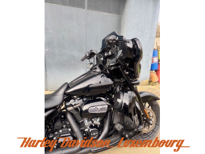 Harley-Davidson Street Glide Special 