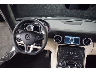 Mercedes-Benz SLS AMG Coupé 6.3 V8