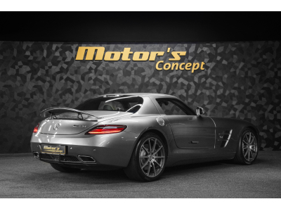 Mercedes-Benz SLS AMG Coupé 6.3 V8