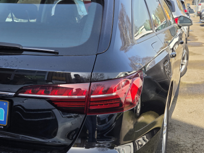 Audi A4 AVANT 30TDI S-TRONIC