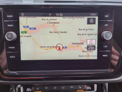 Volkswagen Touran 1.0 TSI 7 PLACES GPS CAMERA SIEGES CHAUFFANTS TOIT PANO OUVRANT