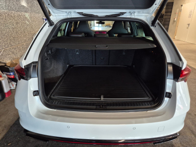 Skoda Octavia COMBI 2.0 TSI 265 RS DSG CANTON PANO CUIR NAVI