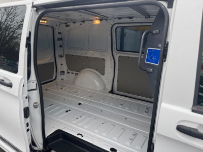 Mercedes-Benz Vito MERCEDES VITO 119 CDI LED AHK STANDHEIZUNG SHZ NAVI MFL