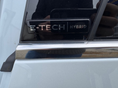 Renault Clio RENUALT CLIO E-TECH 360 KAMERA AUTOMATIK KAMERA DIGITAL COCKPIT BOSE LED LEDER