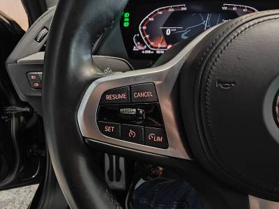 BMW 116 1.5 SDRIVE PACK M GPS CARPLAY CAMERA SIEGES CHAUFFANTS HARMAN KARDON