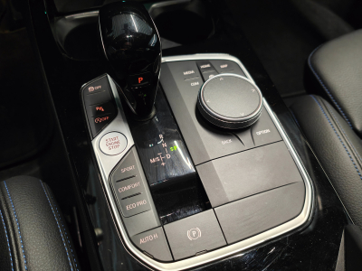 BMW 116 1.5 SDRIVE PACK M GPS CARPLAY CAMERA SIEGES CHAUFFANTS HARMAN KARDON