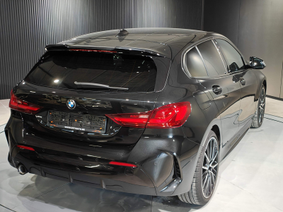 BMW 116 1.5 SDRIVE PACK M GPS CARPLAY CAMERA SIEGES CHAUFFANTS HARMAN KARDON