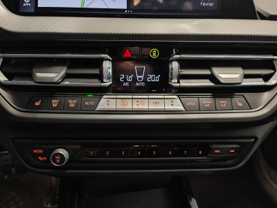 BMW 116 1.5 SDRIVE PACK M GPS CARPLAY CAMERA SIEGES CHAUFFANTS HARMAN KARDON