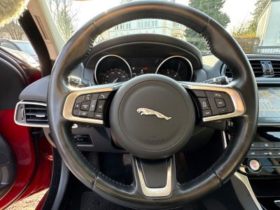 Jaguar XE 20d 180PS Prestige Automatik