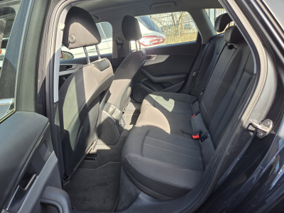 Audi A4 AVANT 30TDI ATTRACTION S-TRONIC