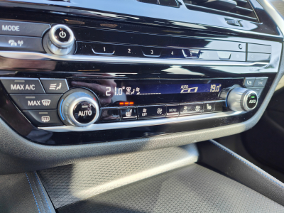 BMW 520 520dA PACK M CARPLAY GPS CAMERA 360 VIRTUAL LED