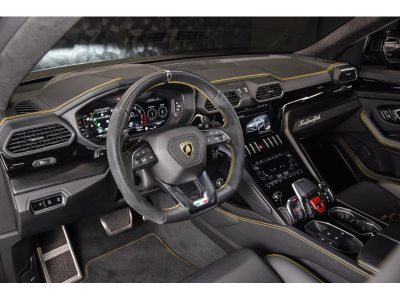 Lamborghini Urus V8 AKRAPOVIC - GRIGIO KERES