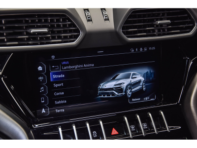 Lamborghini Urus V8 AKRAPOVIC - GRIGIO KERES