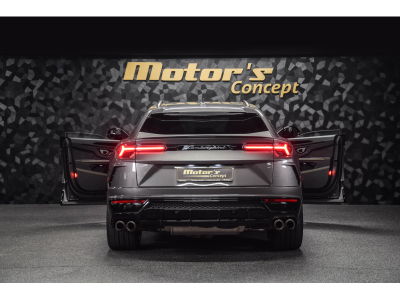 Lamborghini Urus V8 AKRAPOVIC - GRIGIO KERES