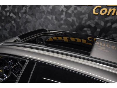 Lamborghini Urus V8 AKRAPOVIC - GRIGIO KERES