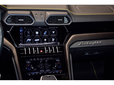 Lamborghini Urus V8 AKRAPOVIC - GRIGIO KERES