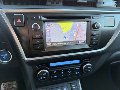 Toyota Auris 1.8 Hybrid