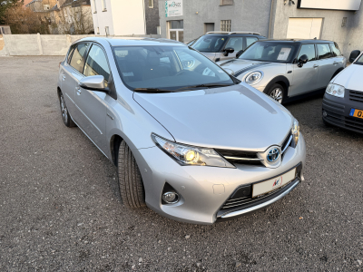 Toyota Auris 1.8 Hybrid