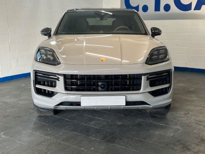 Porsche Cayenne Coupe Turbo E-Hybrid - GT Paket