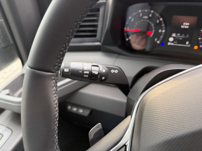 Renault Master 170 AT9 L2H2 AHK/Holzboden/Kamera